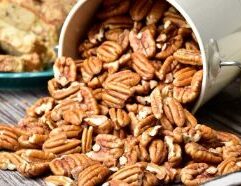 Variety: Premium shelled pecan halves (½ lb), rich buttery flavor and crisp texture. Perfect for baking, snacks, salads, or gift packs. Sourced from U.S. growers, delivers fresh‐nut quality to Wichita KS grocery shoppers. Packaged in resealable bag for easy retail display or online picking.